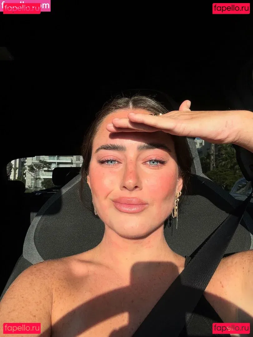 Effy Palarya Onlyfans Photo Gallery 