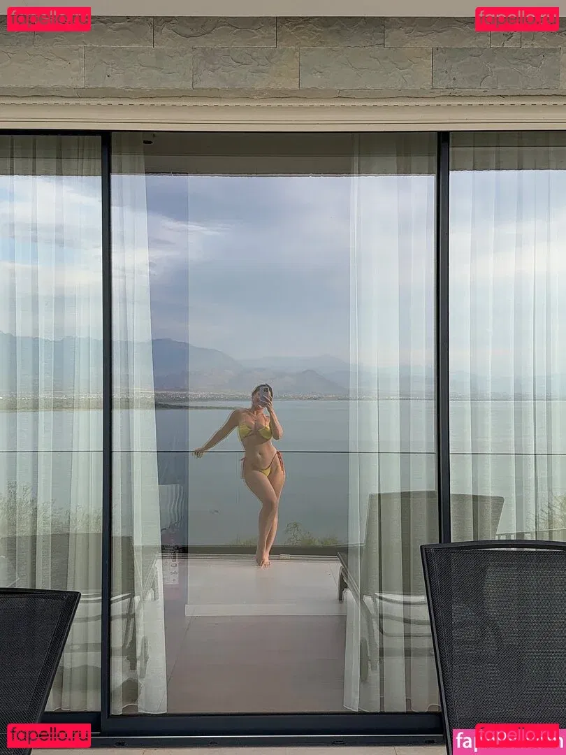 Effy Palarya Onlyfans Photo Gallery 