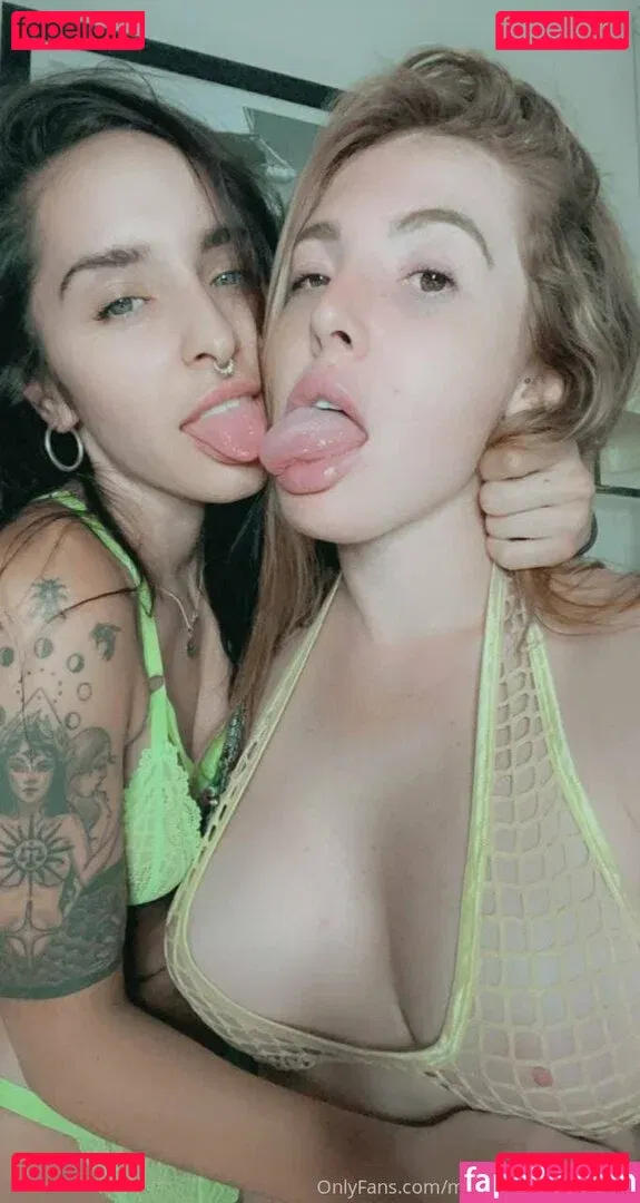 mybisexualbestfriend Onlyfans Photo Gallery 