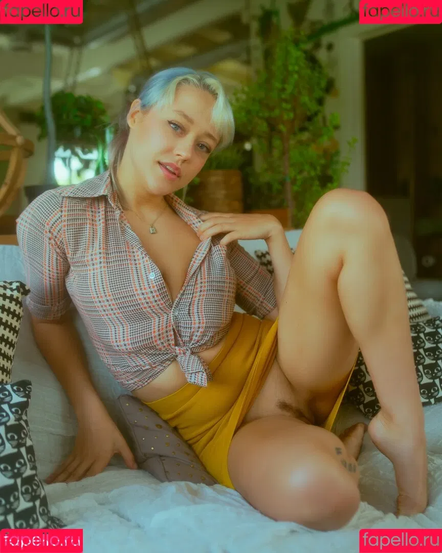 Sabrina Nichole Onlyfans Photo Gallery 