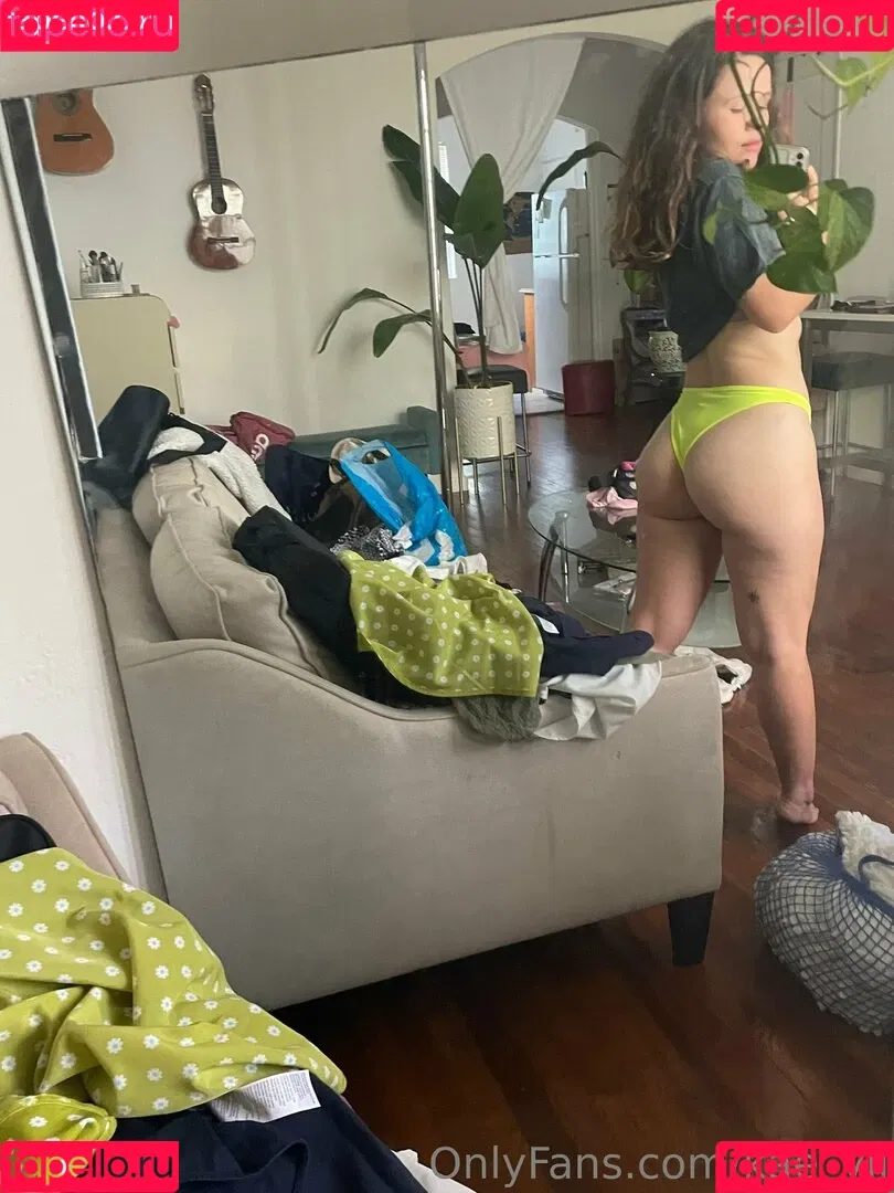 kae_yli Onlyfans Photo Gallery 