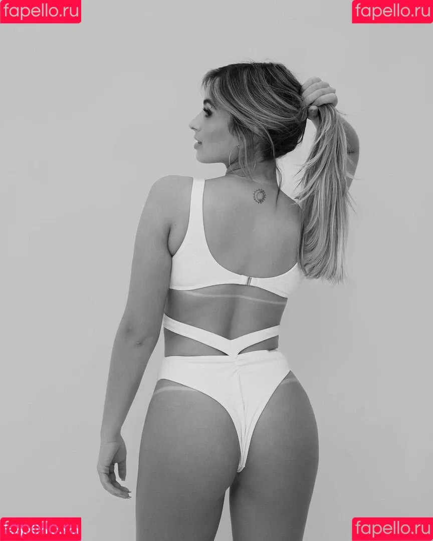 Julia Puzzuoli Onlyfans Photo Gallery 