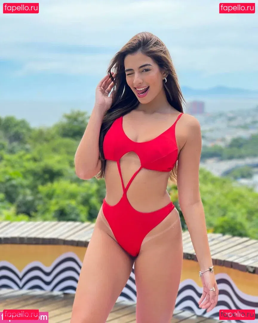 Julia Puzzuoli Onlyfans Photo Gallery 