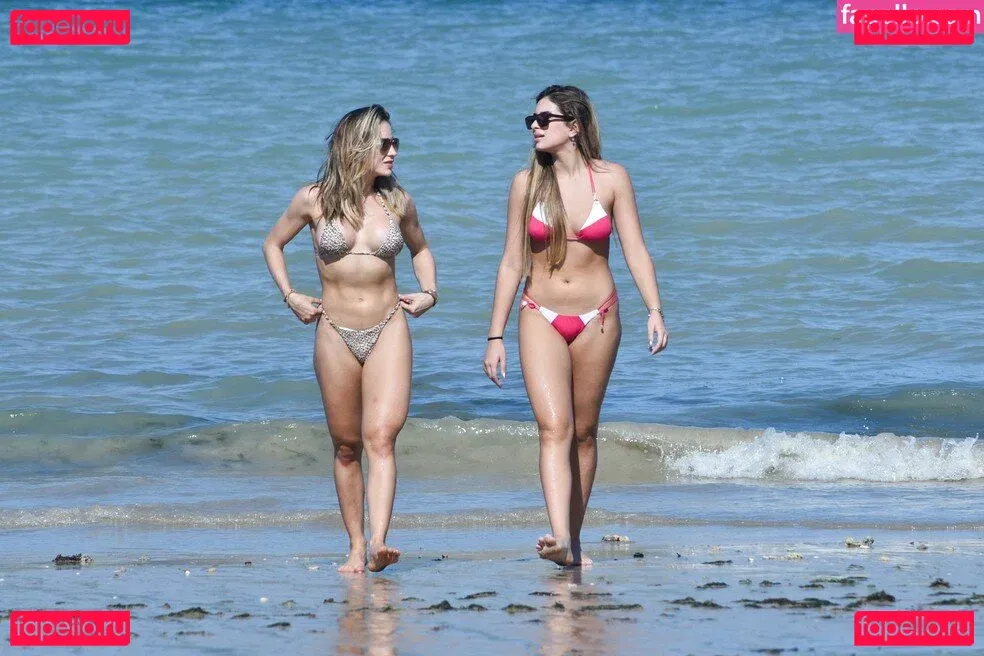 Julia Puzzuoli Onlyfans Photo Gallery 