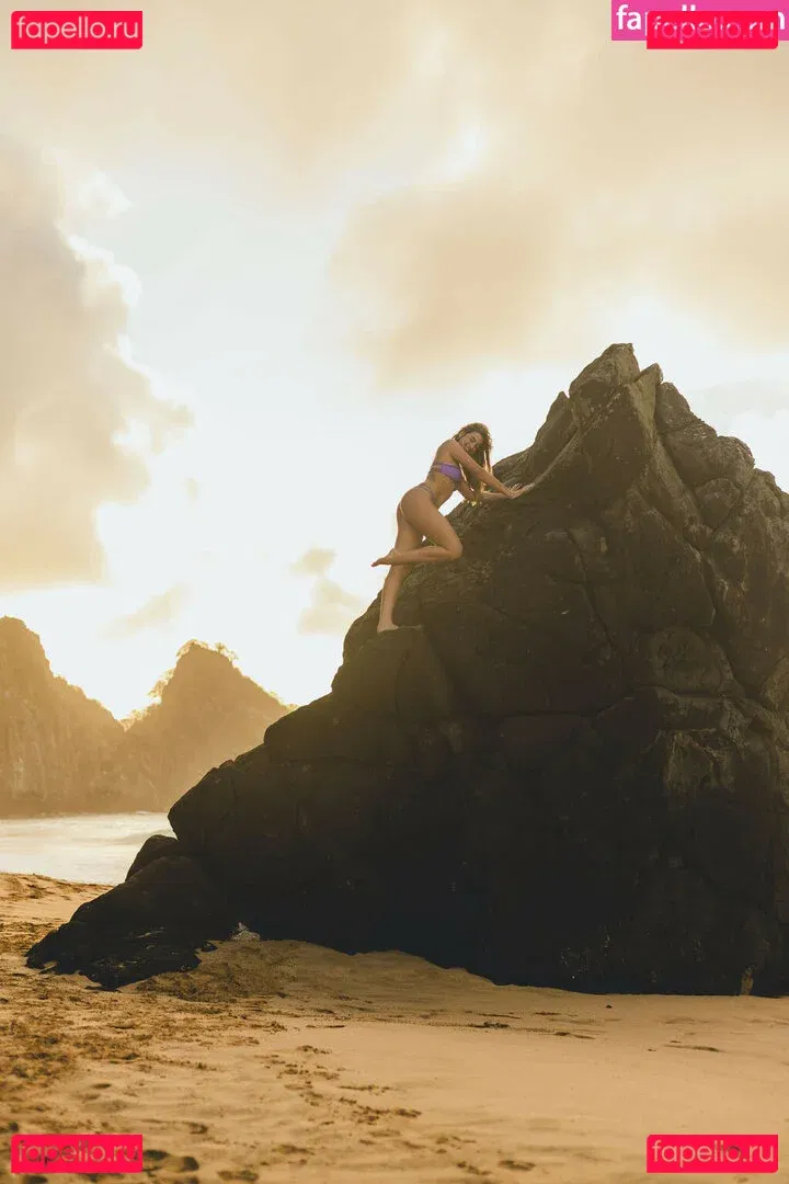 Julia Puzzuoli Onlyfans Photo Gallery 