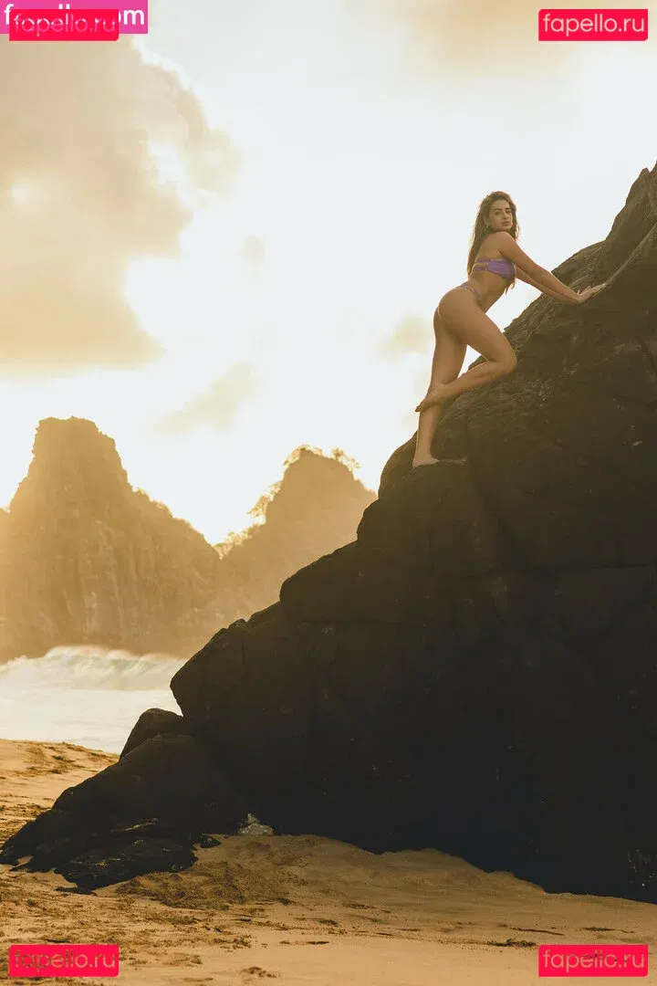 Julia Puzzuoli Onlyfans Photo Gallery 