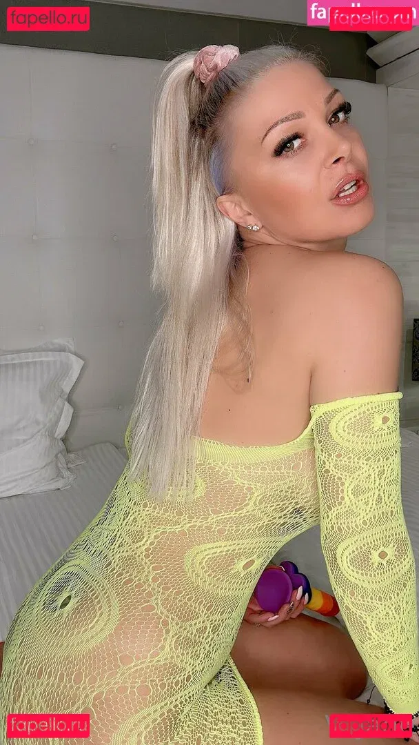 vaya_jade Onlyfans Photo Gallery 