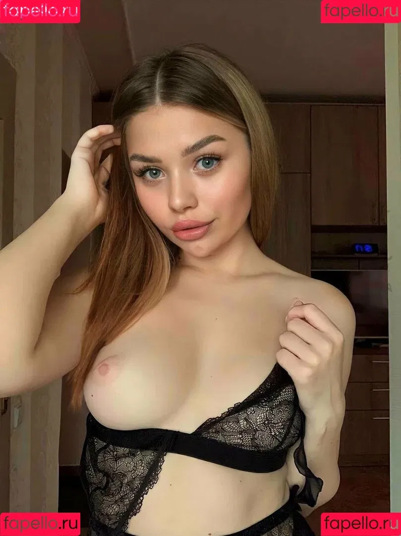 kate_latex Onlyfans Photo Gallery 