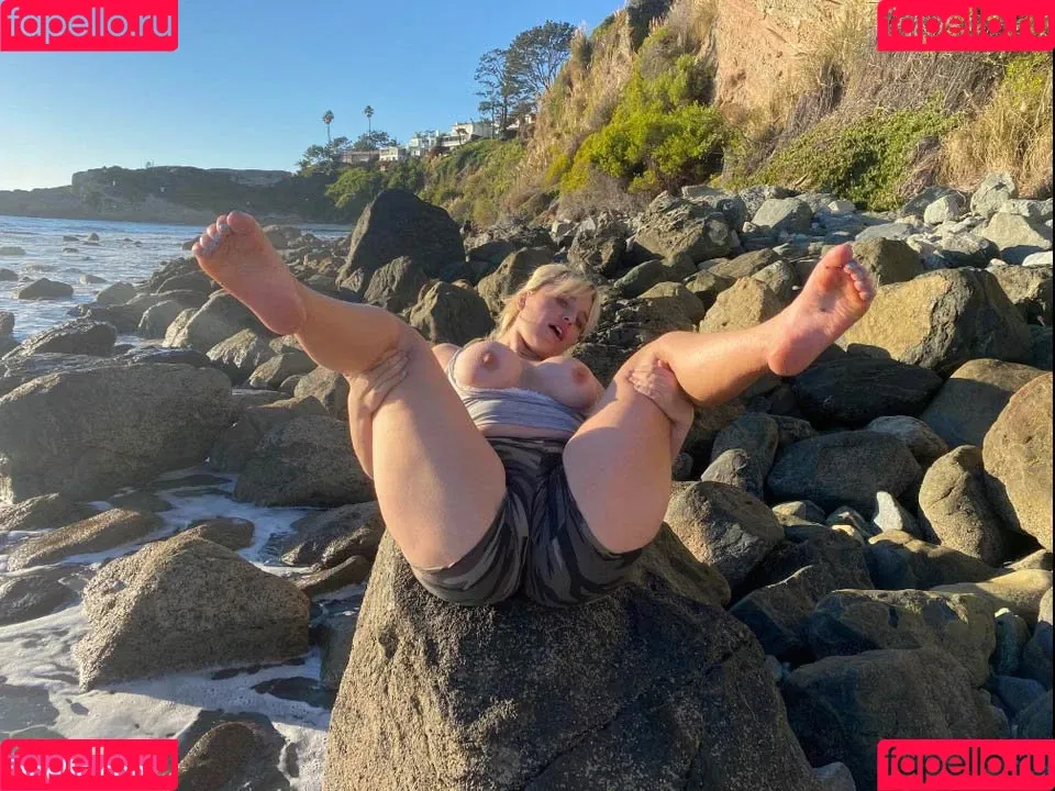 Charlotte Olivia Onlyfans Photo Gallery 