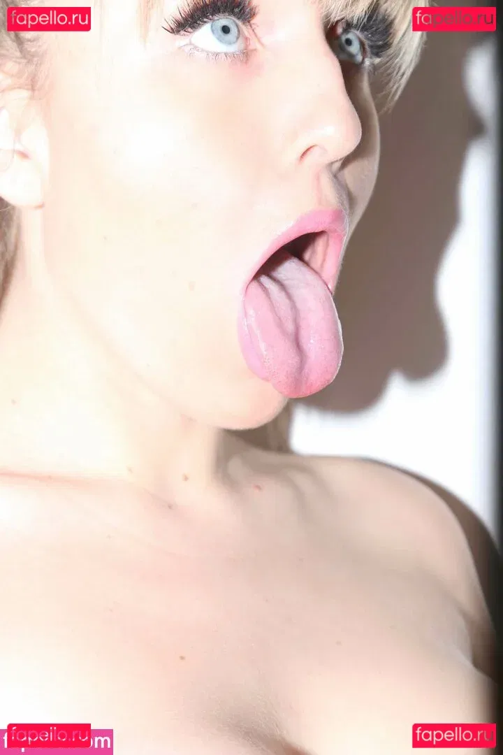 Charlotte Olivia Onlyfans Photo Gallery 