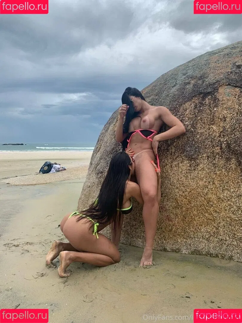 Indianara Jung Onlyfans Photo Gallery 