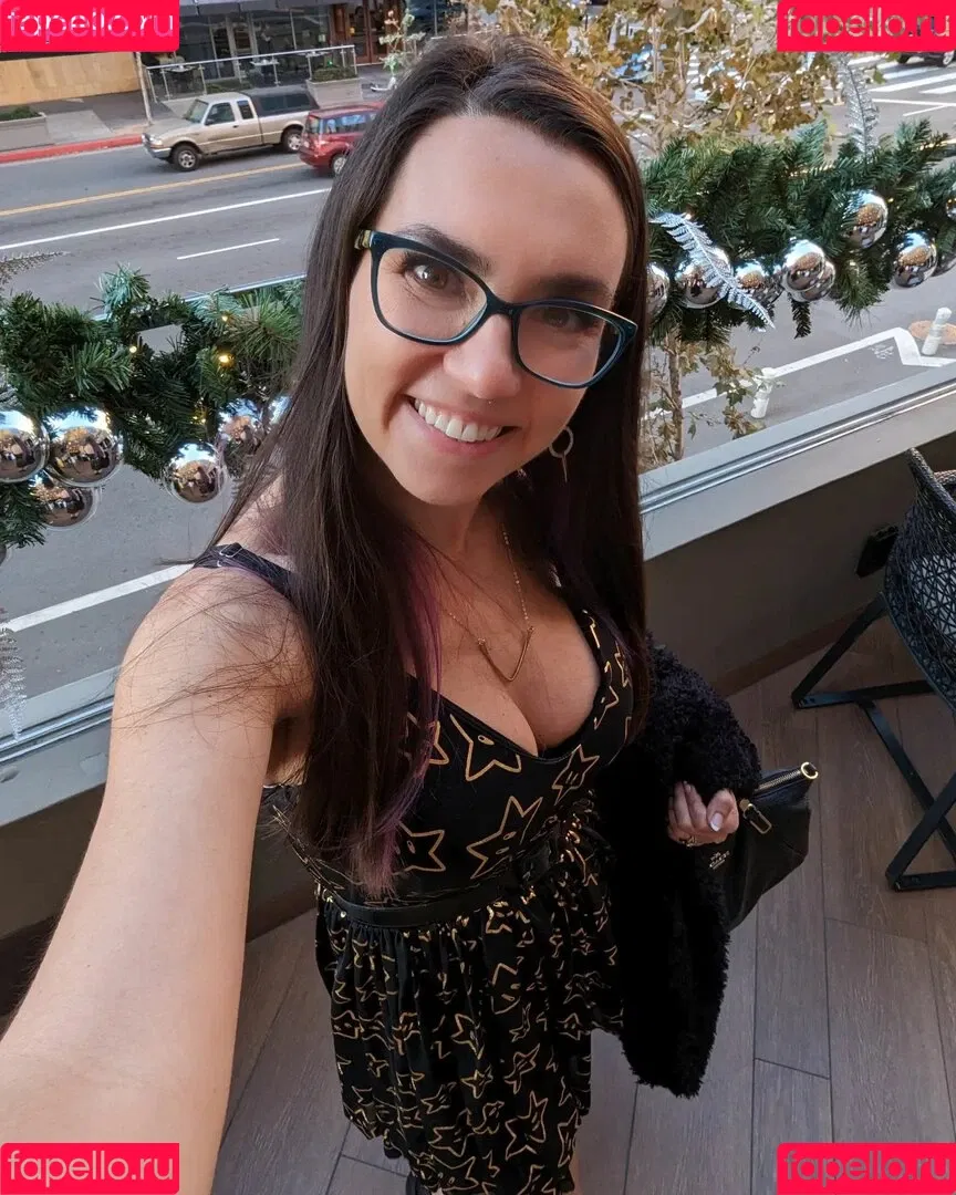 Trisha Hershberger Onlyfans Photo Gallery 