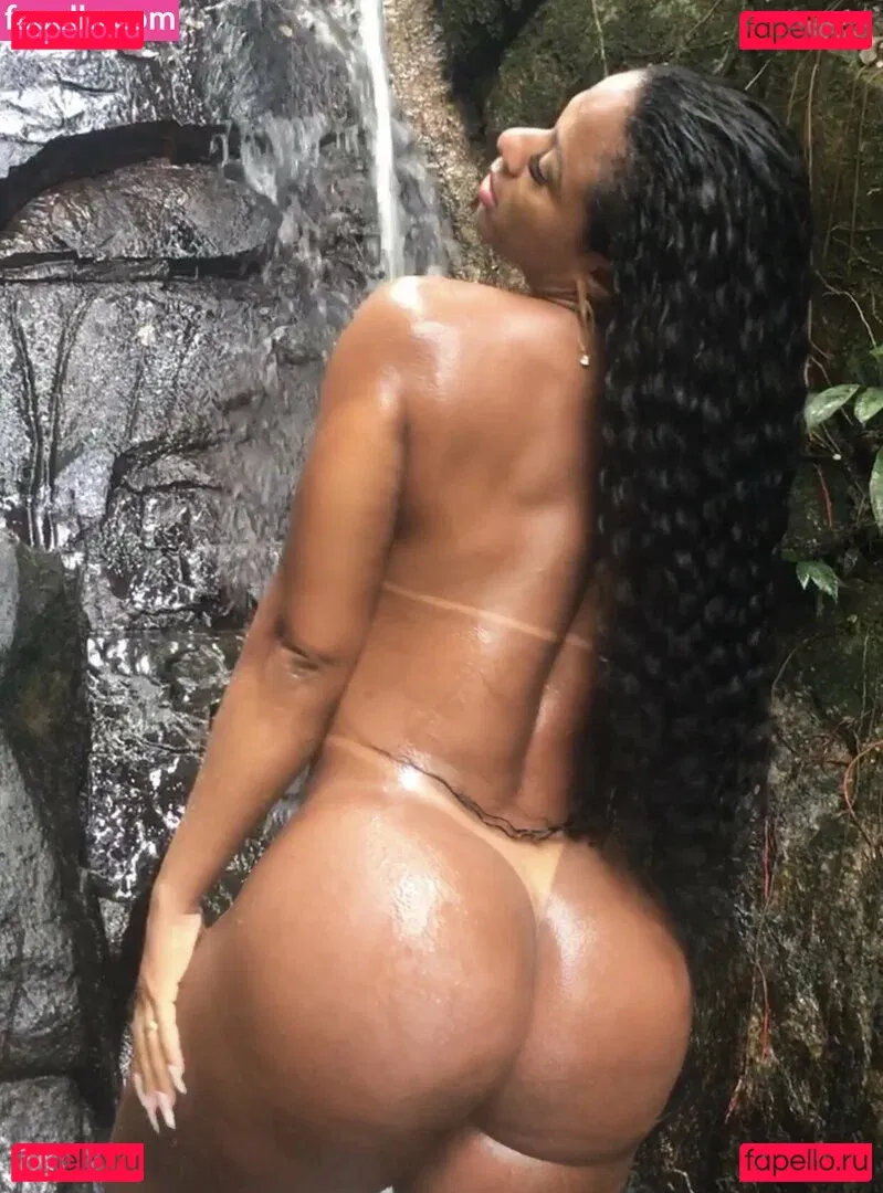 Vanessa Rodrigues Onlyfans Photo Gallery 