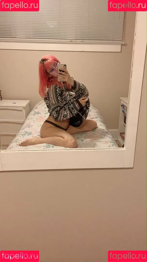 purrhime Onlyfans Photo Gallery 