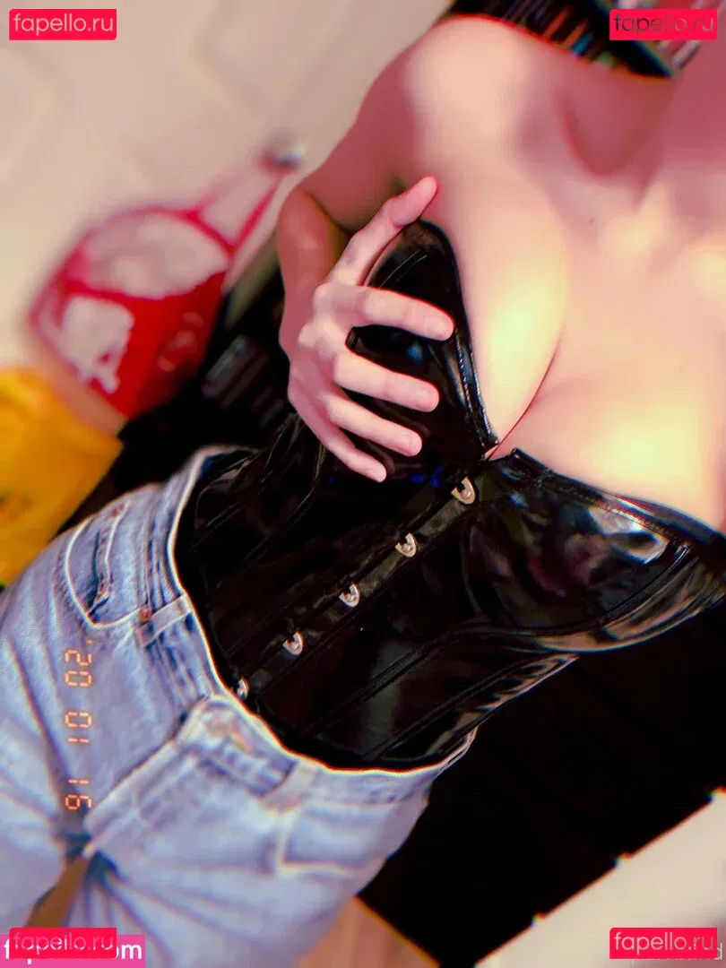 purrhime Onlyfans Photo Gallery 