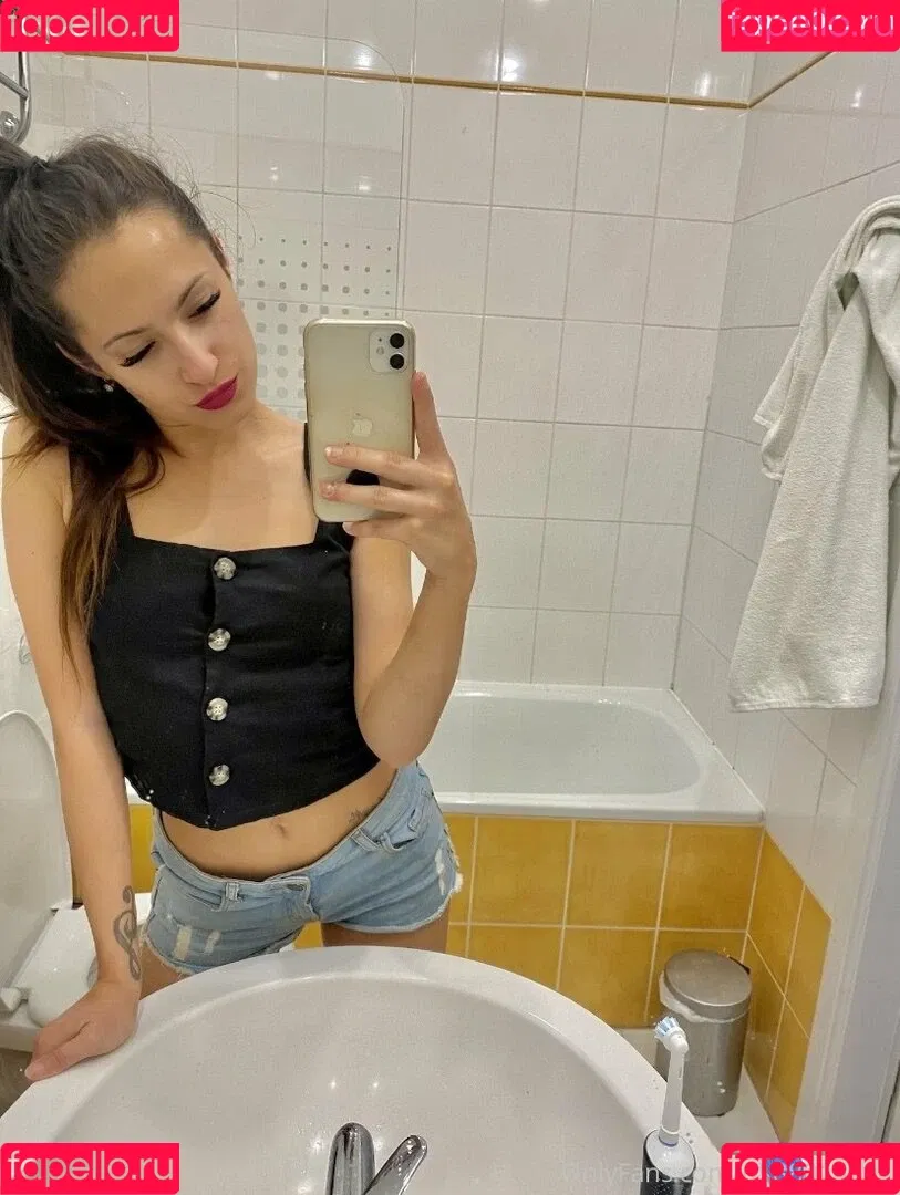 mishelgomezmodel Onlyfans Photo Gallery 