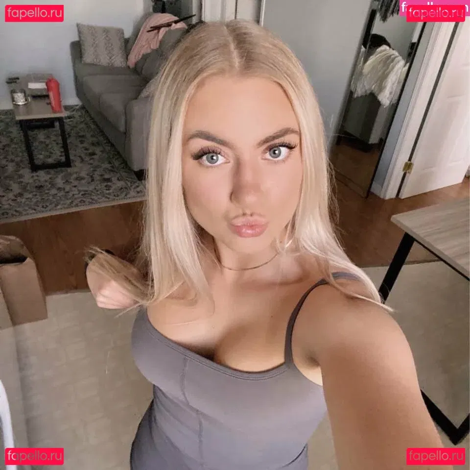 Tavia Onlyfans Photo Gallery 