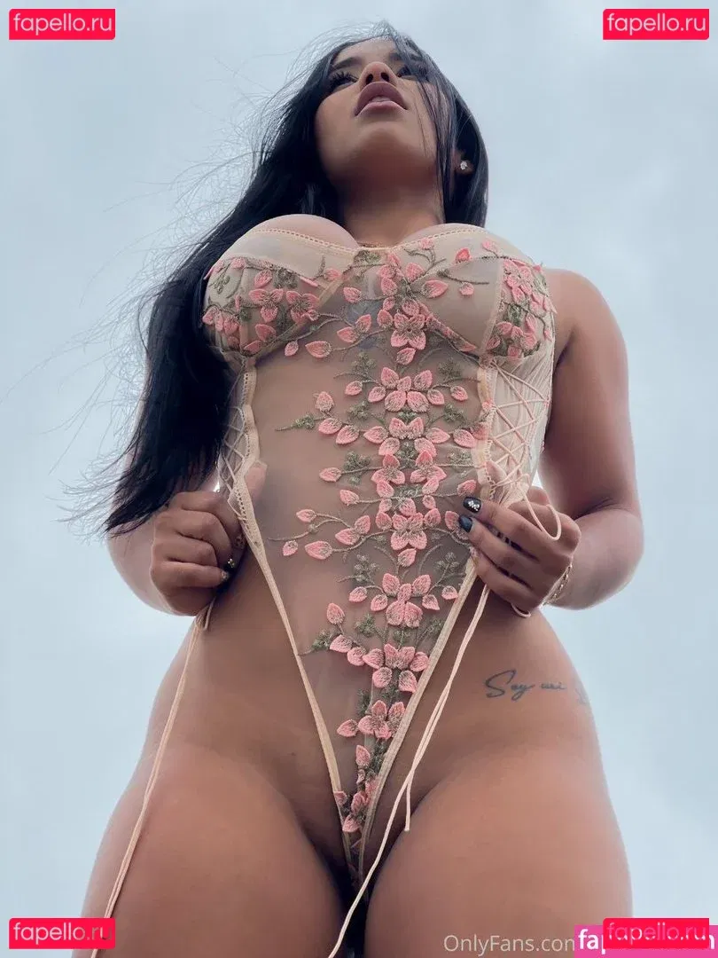 Lisbeth Bellorin Onlyfans Photo Gallery 