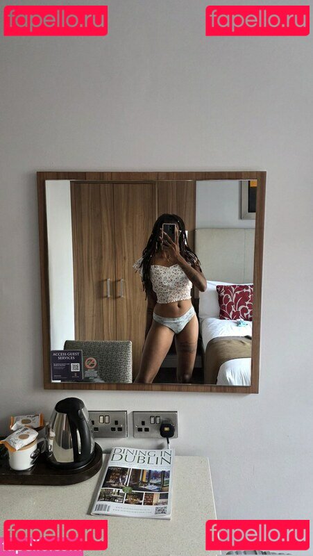 Kismet Charlatan Nude Onlyfans Photo 4