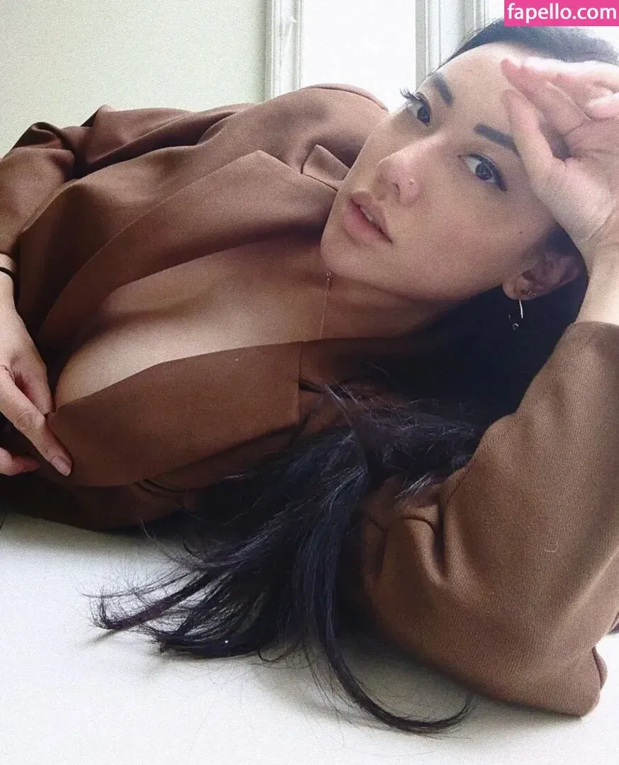 Ravenna Tran Onlyfans Photo Gallery 