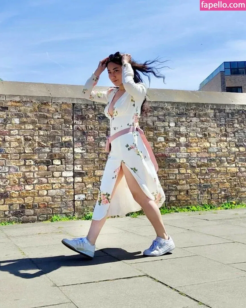 Ravenna Tran Onlyfans Photo Gallery 