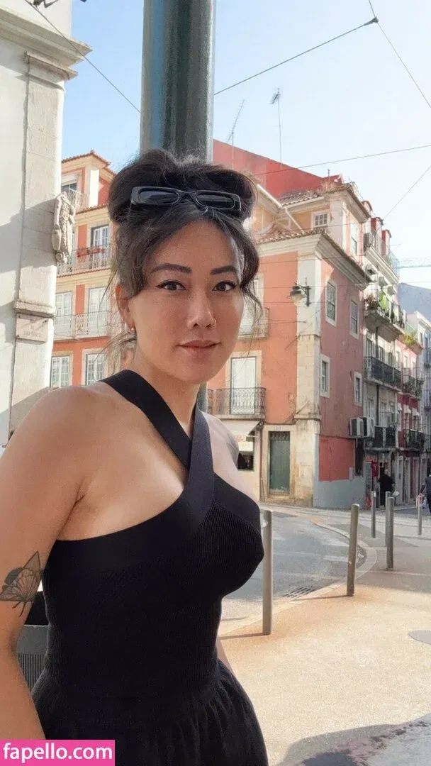 Ravenna Tran Onlyfans Photo Gallery 