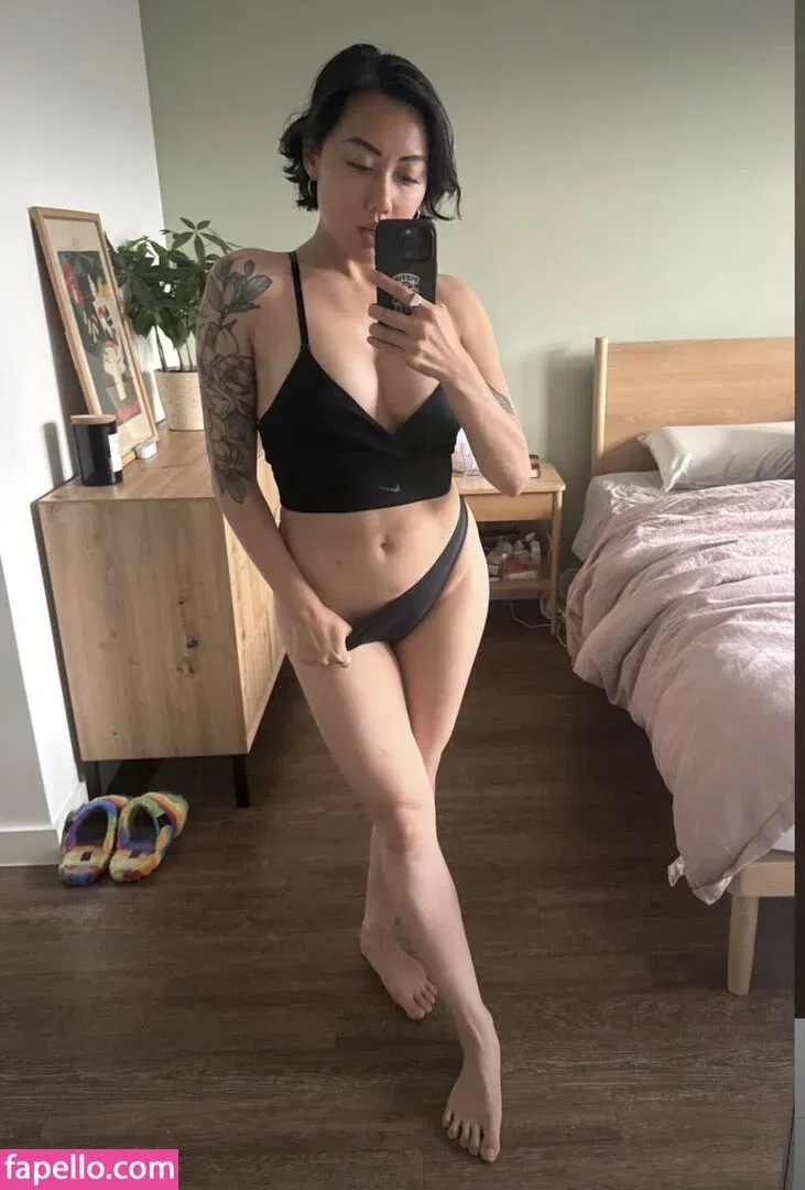 Ravenna Tran Onlyfans Photo Gallery 