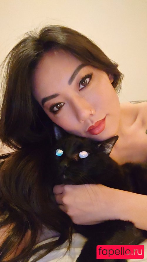 Ravenna Tran Nude Onlyfans Photo 25