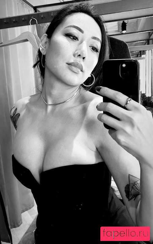 Ravenna Tran Nude Onlyfans Photo 21