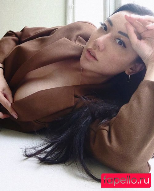 Ravenna Tran Nude Onlyfans Photo 17