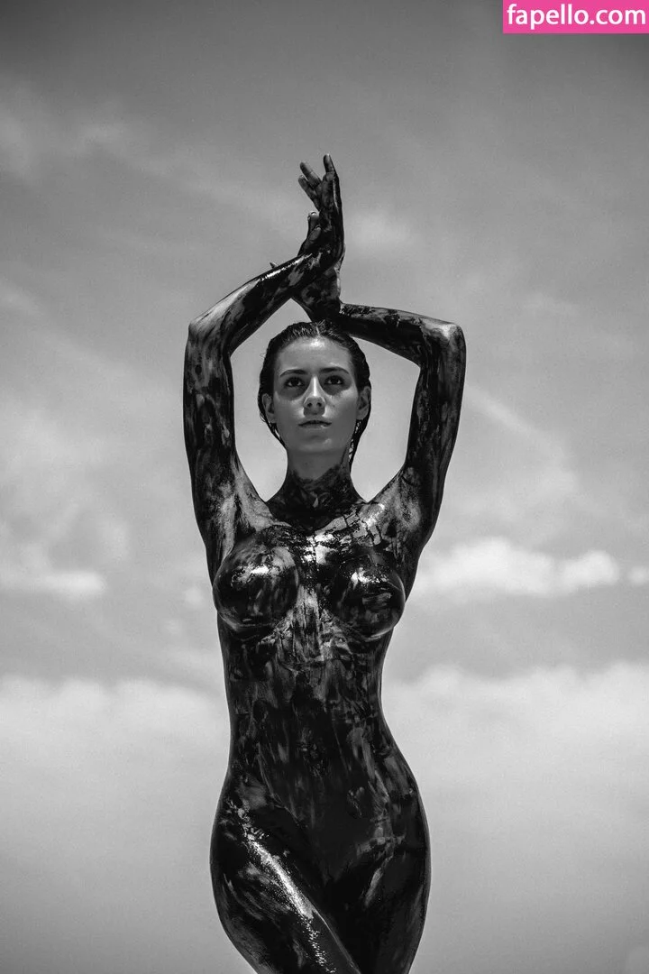 Alejandra Guilmant Onlyfans Photo Gallery 