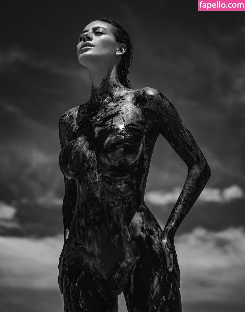 Alejandra Guilmant Onlyfans Photo Gallery 