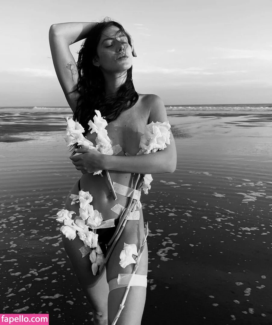 Alejandra Guilmant Onlyfans Photo Gallery 