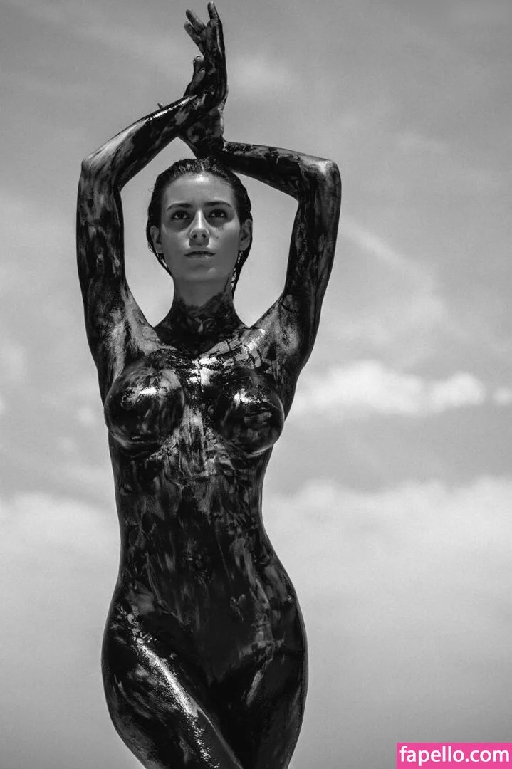 Alejandra Guilmant Onlyfans Photo Gallery 