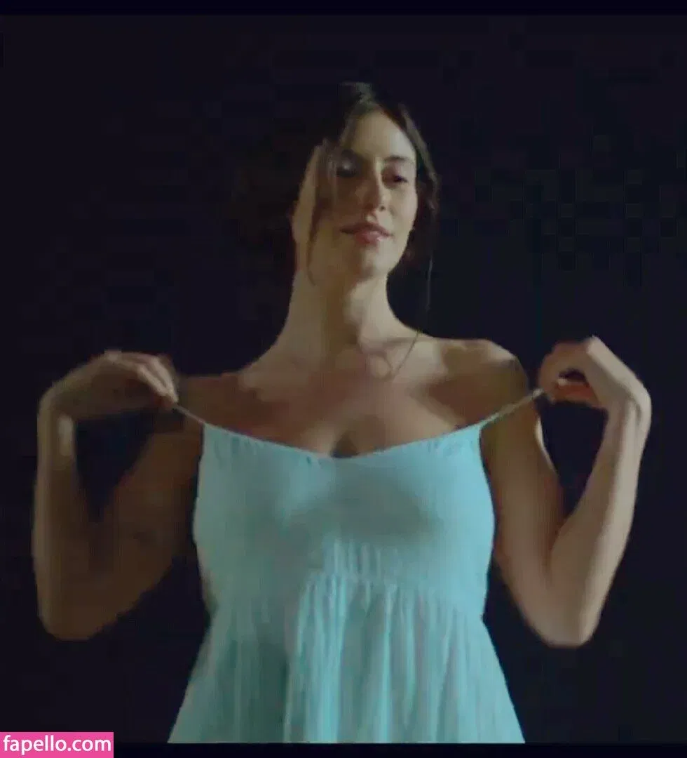 Alejandra Guilmant Onlyfans Photo Gallery 