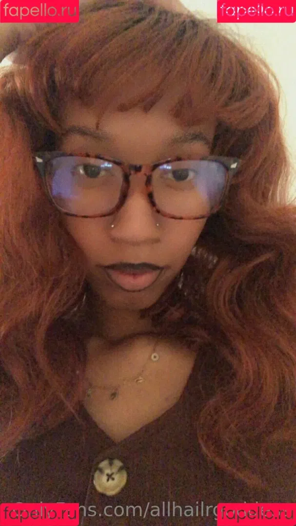 allhailrgoddess Onlyfans Photo Gallery 