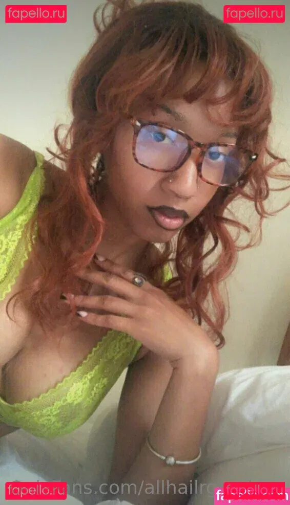 allhailrgoddess Onlyfans Photo Gallery 