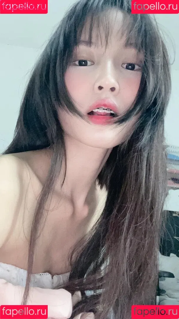 Lou Aenlle Onlyfans Photo Gallery 