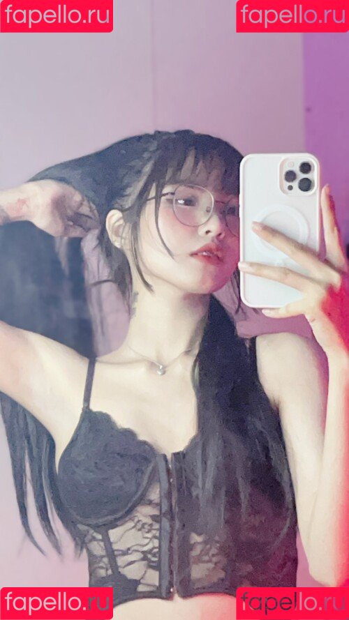 Lou Aenlle Onlyfans Photo Gallery 