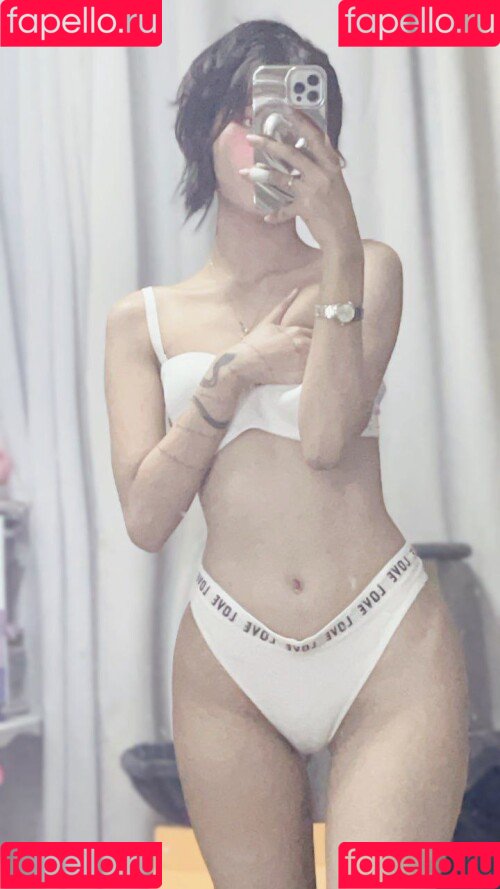 Lou Aenlle Onlyfans Photo Gallery 