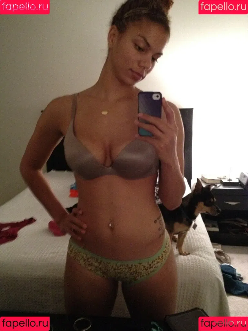Alysha Clark Onlyfans Photo Gallery 