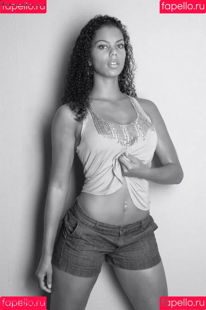 Alysha Clark Onlyfans Photo Gallery 