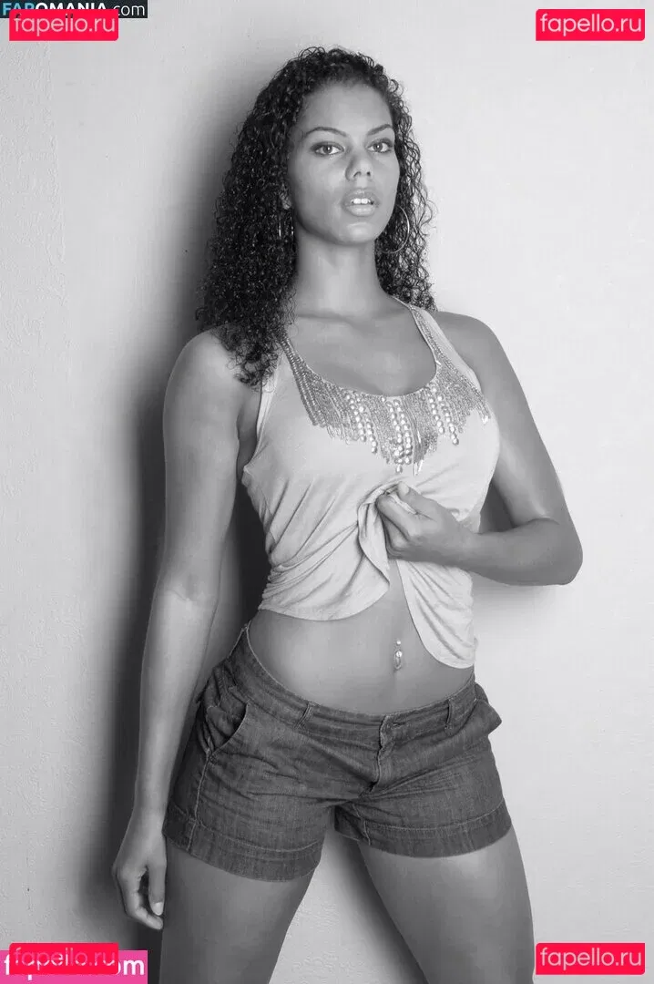 Alysha Clark Onlyfans Photo Gallery 