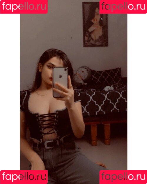 Sassy Poonam Onlyfans Photo Gallery 