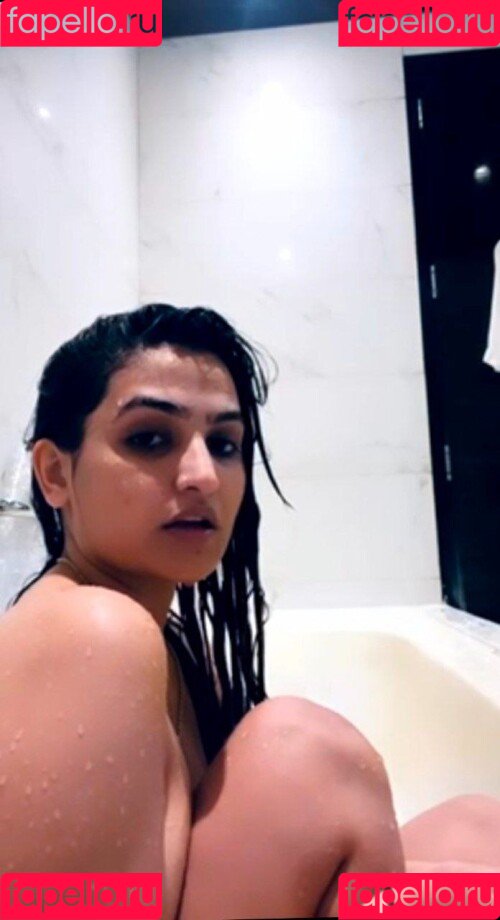 Sassy Poonam Onlyfans Photo Gallery 