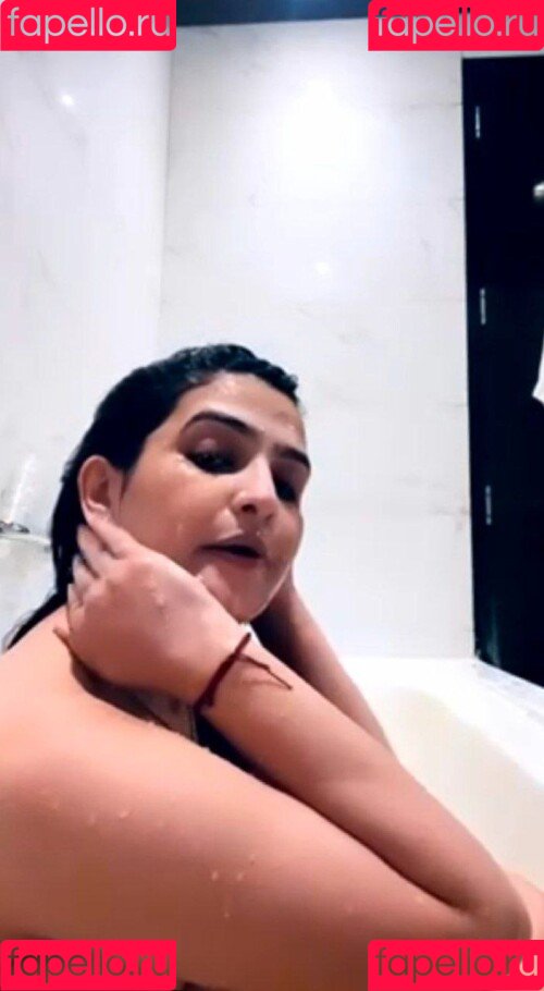 Sassy Poonam Onlyfans Photo Gallery 