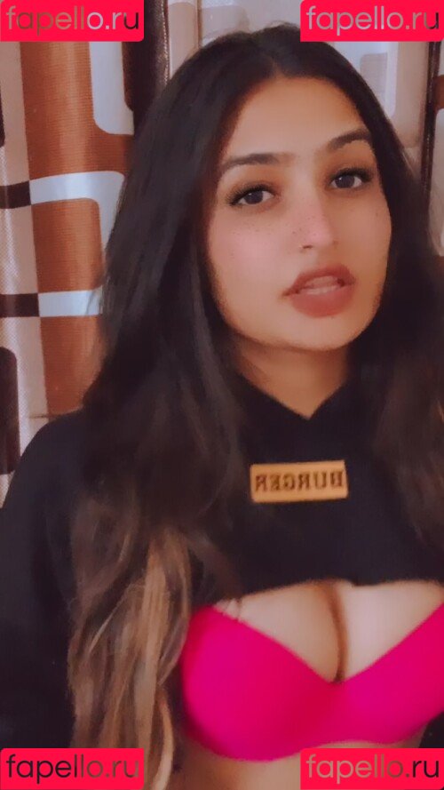 Sassy Poonam Onlyfans Photo Gallery 