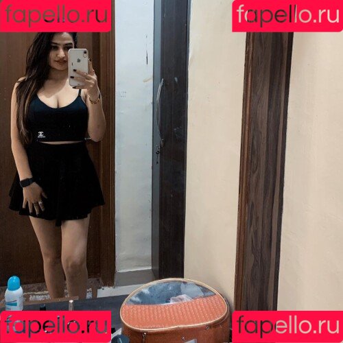 Sassy Poonam Onlyfans Photo Gallery 