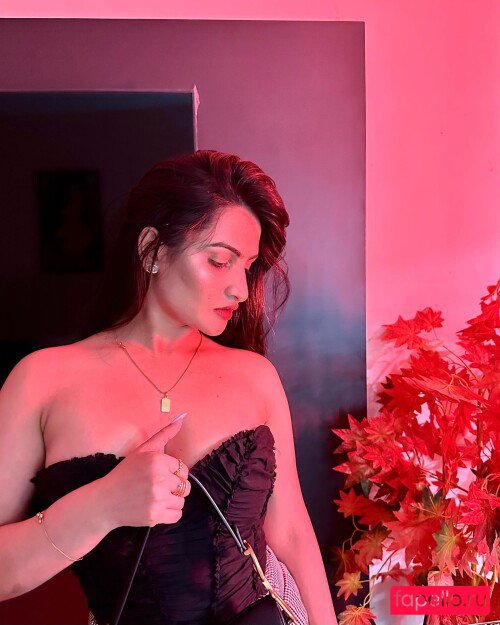 Sassy Poonam Onlyfans Photo Gallery 