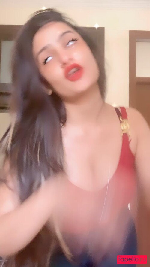 Sassy Poonam Onlyfans Photo Gallery 